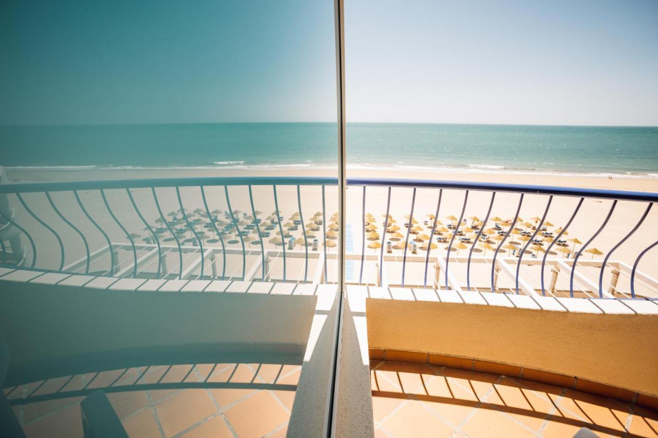 Hotel Playa Victoria Cadiz Exterior photo