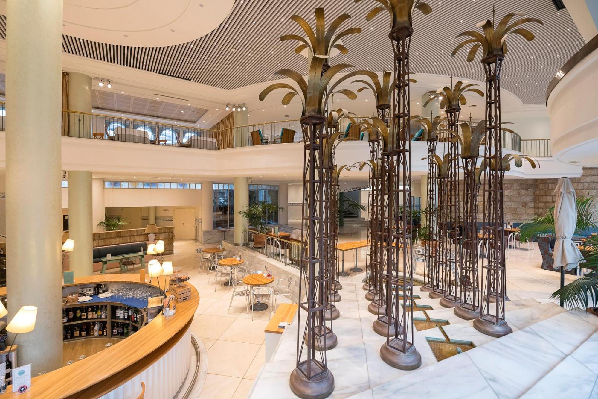 Hotel Playa Victoria Cadiz Exterior photo
