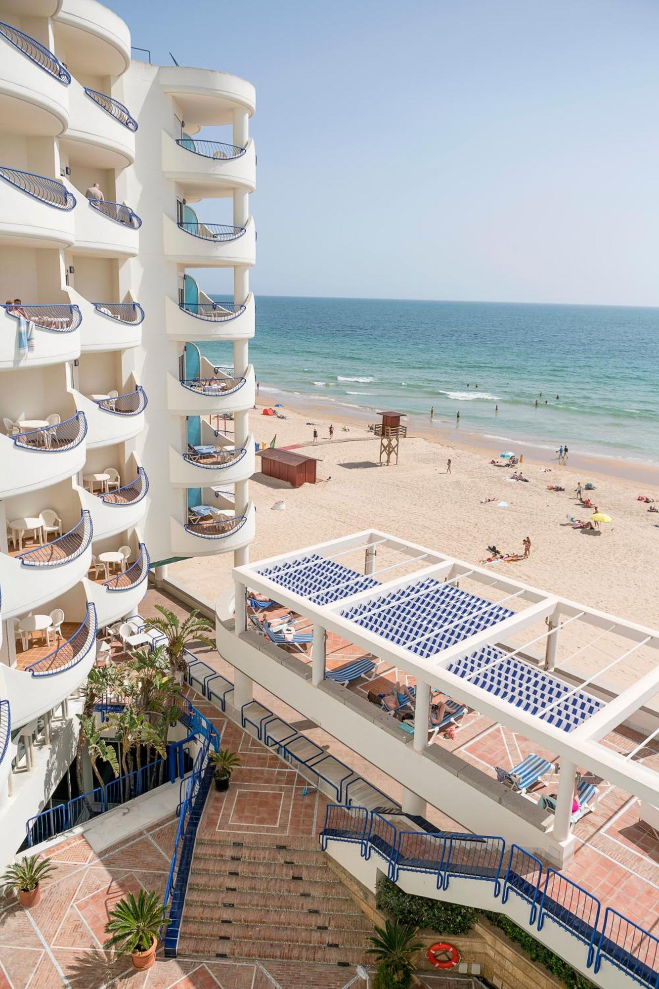 Hotel Playa Victoria Cadiz Exterior photo