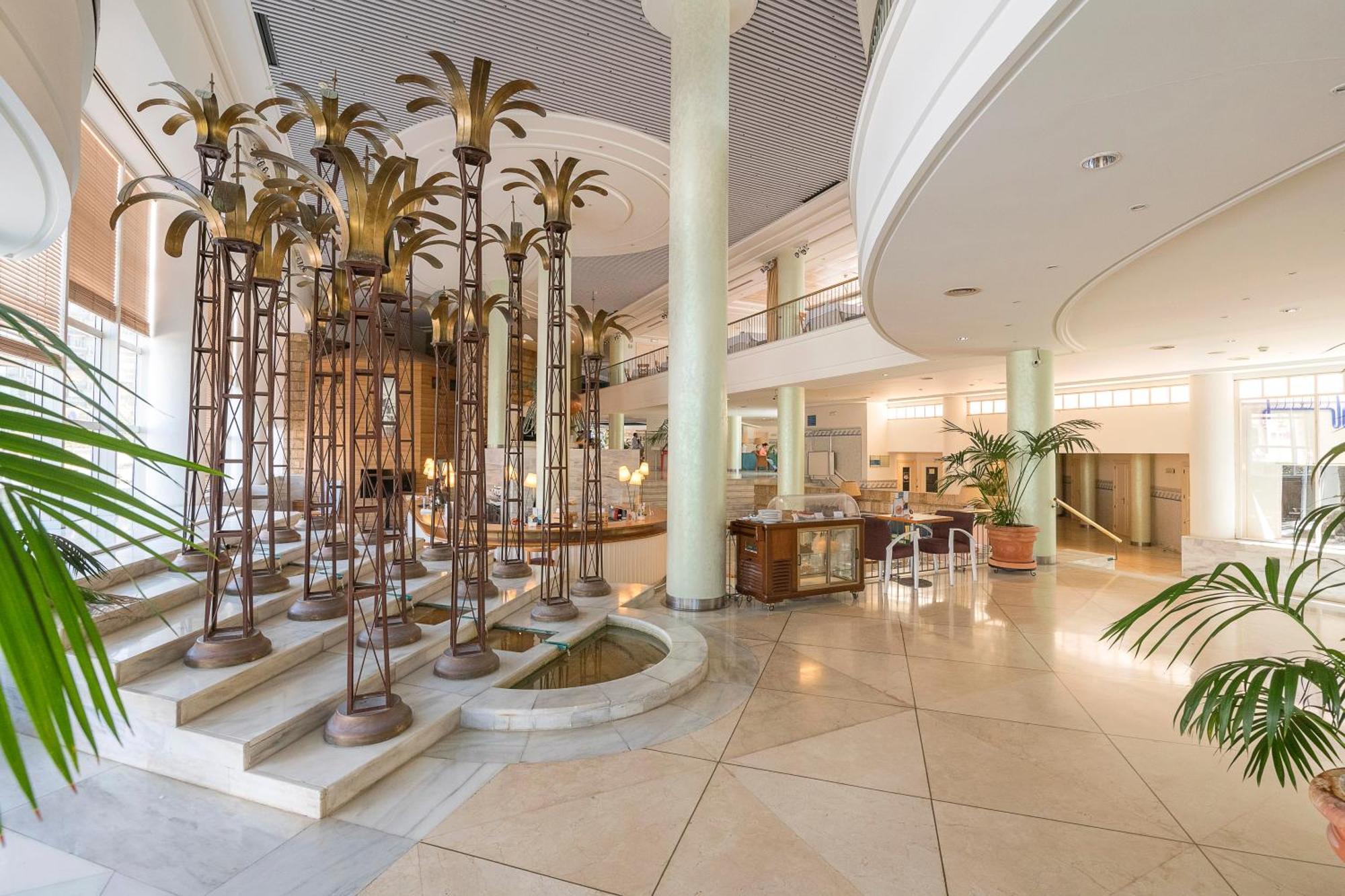 Hotel Playa Victoria Cadiz Exterior photo
