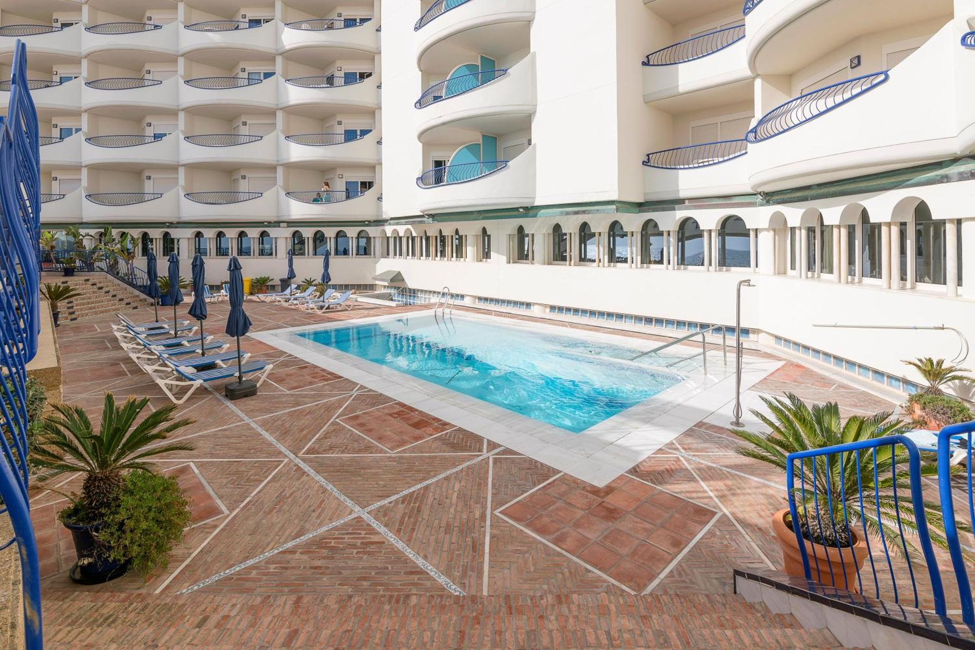 Hotel Playa Victoria Cadiz Exterior photo