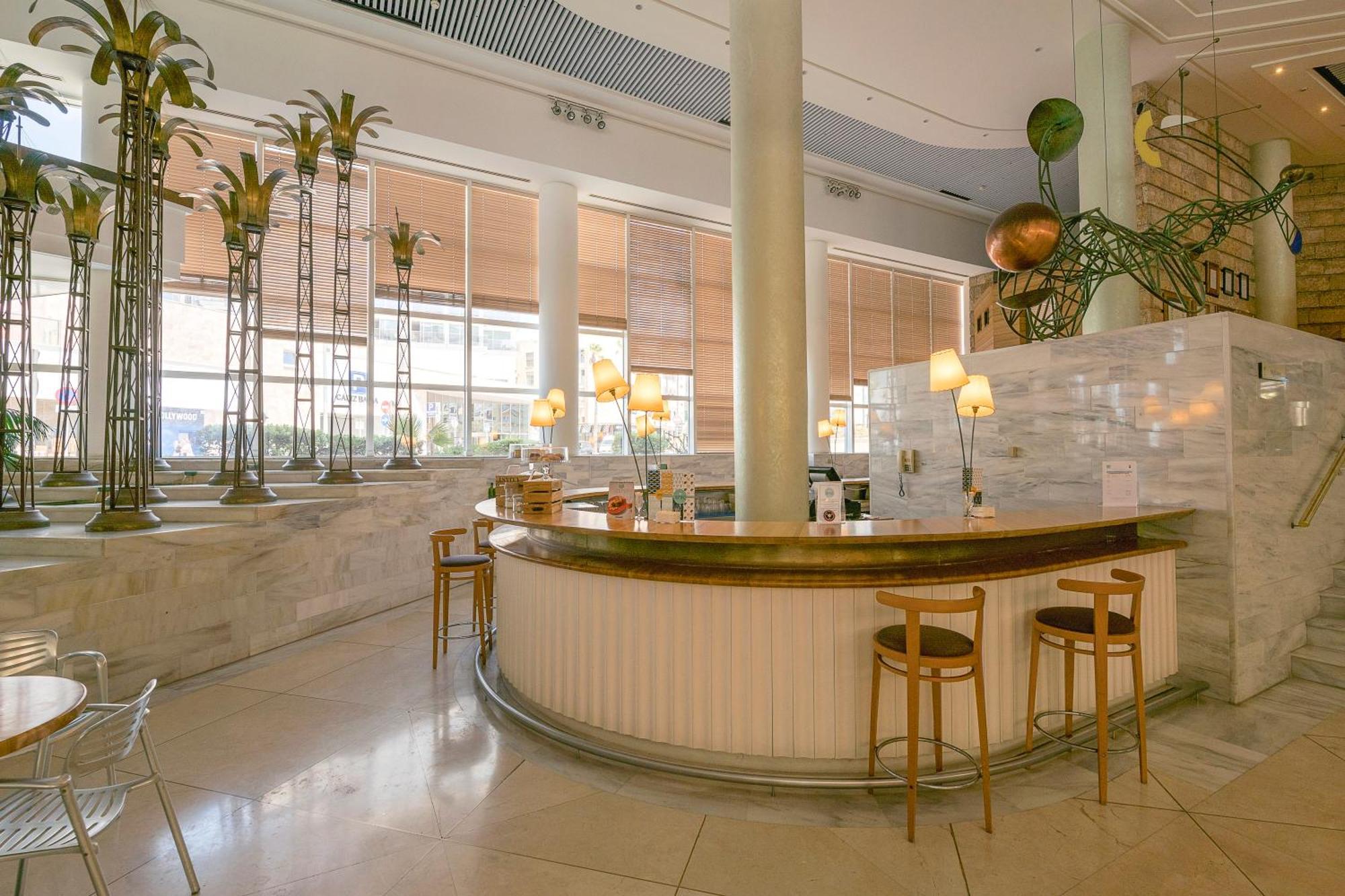 Hotel Playa Victoria Cadiz Exterior photo